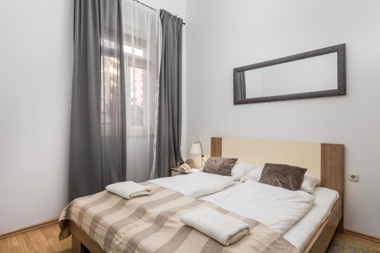 Wien Apartment Rijeka Luaran gambar