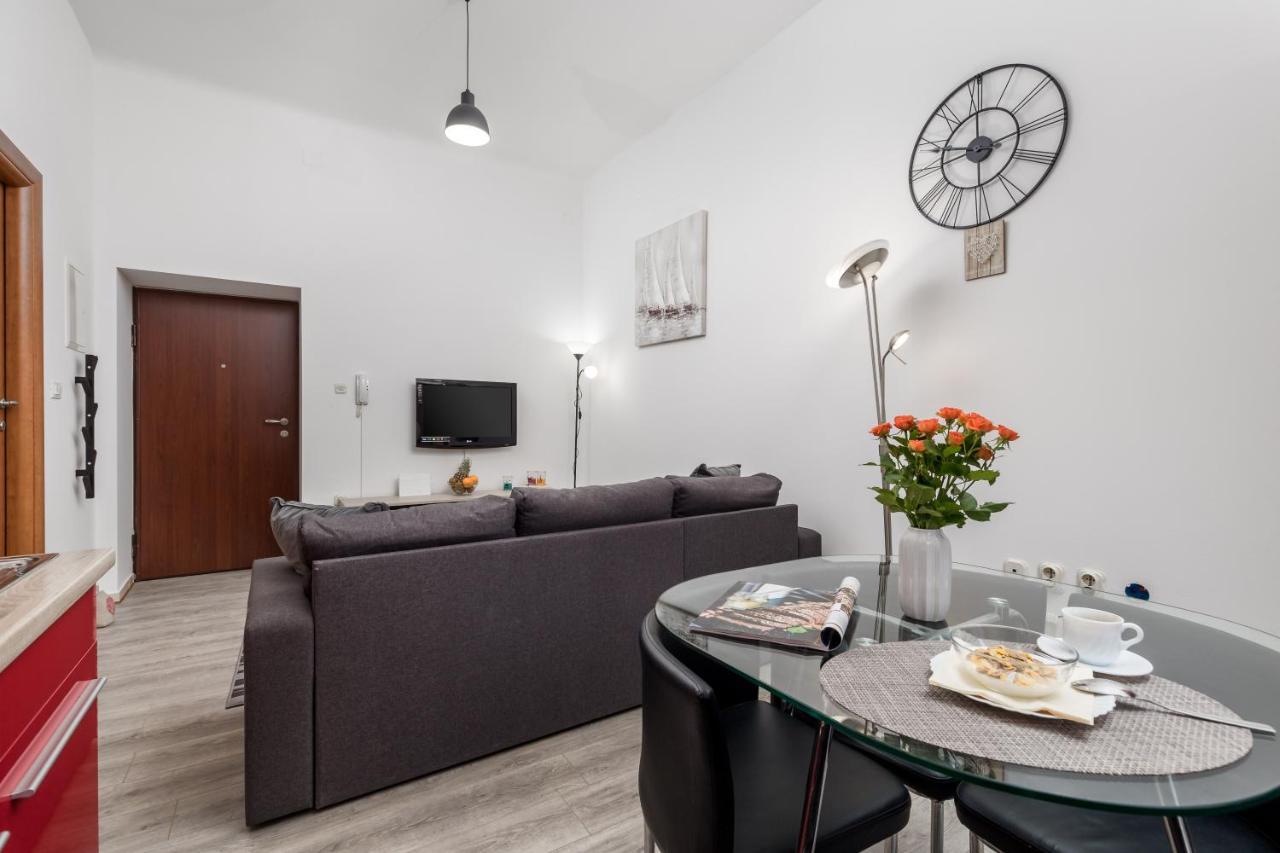 Wien Apartment Rijeka Luaran gambar